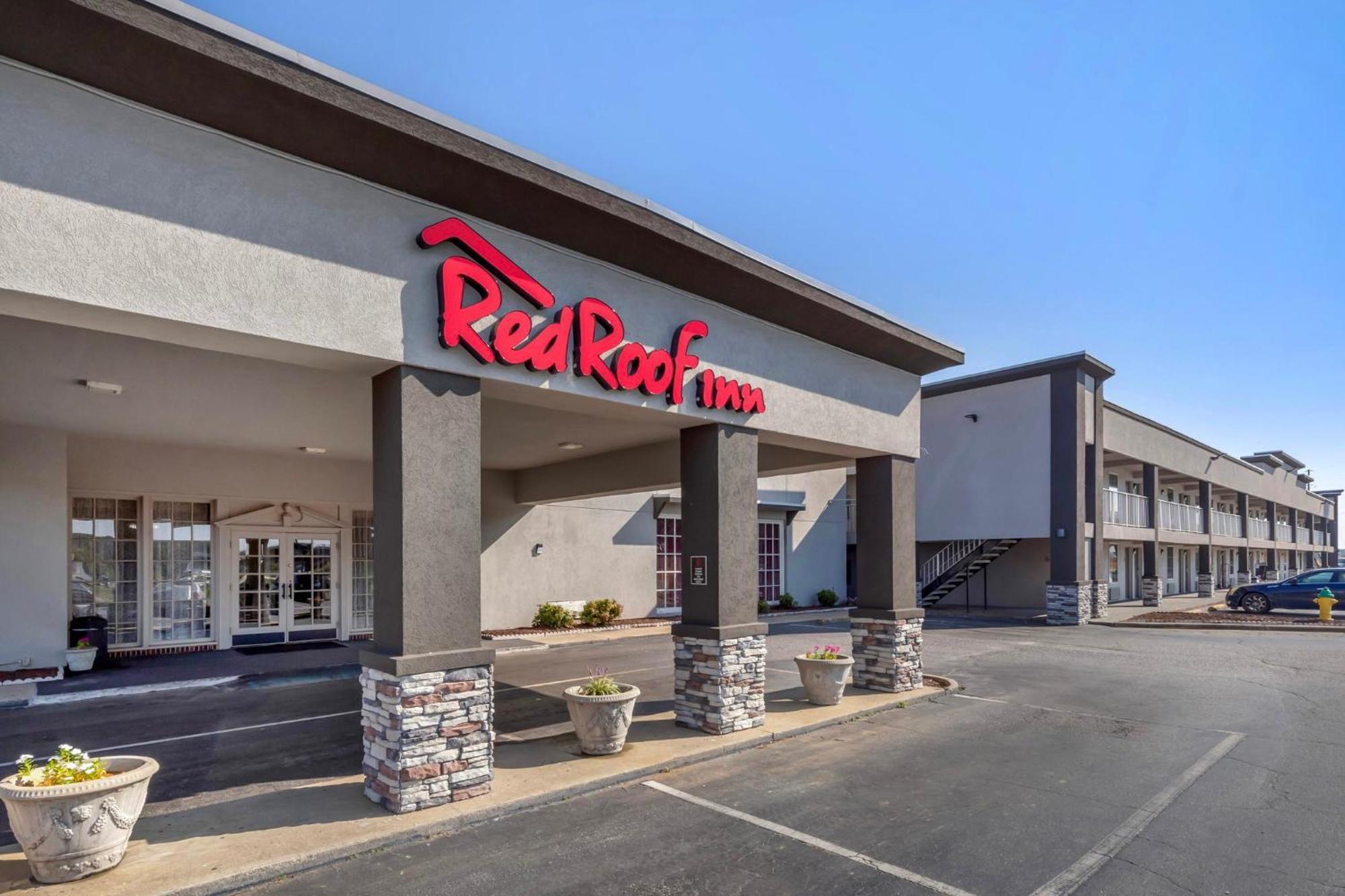 Red Roof Inn Dunn Exterior photo